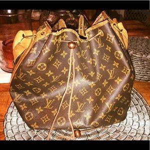 Authentic Vintage Louis Vuitton Petit Noe✅✅